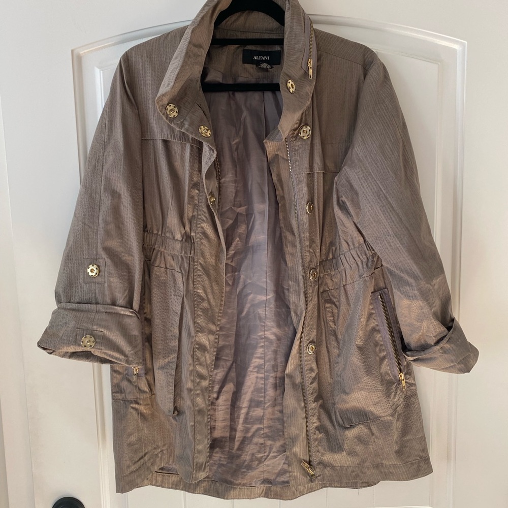 SINCHED WAISTE JACKET WITH 3/4 SLEEVES